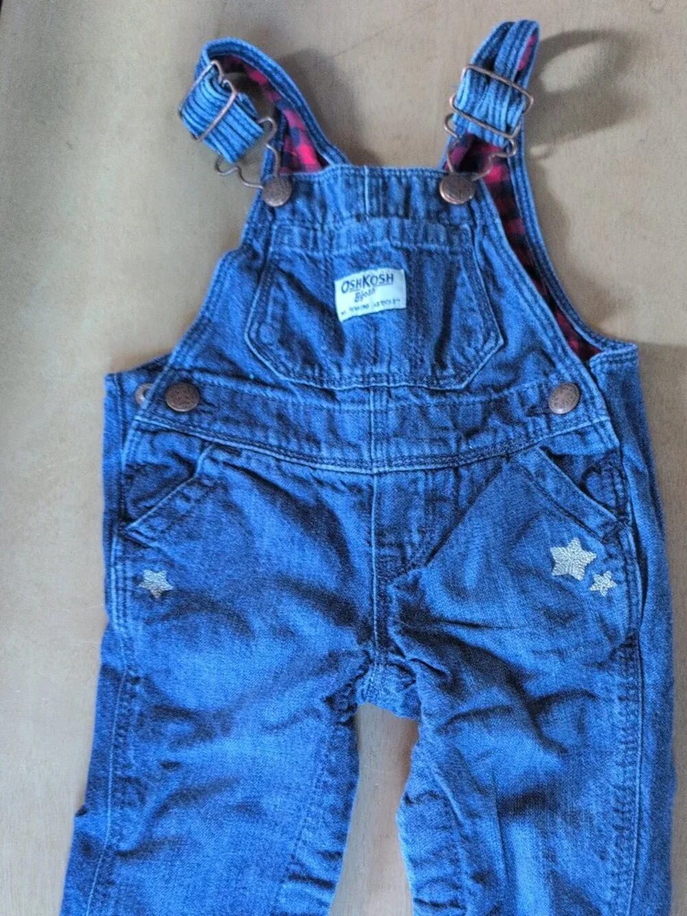 OshKosh B'Gosh - Red/Black Plaid Lined Overalls w/Stars on Pockets - 6 Months.